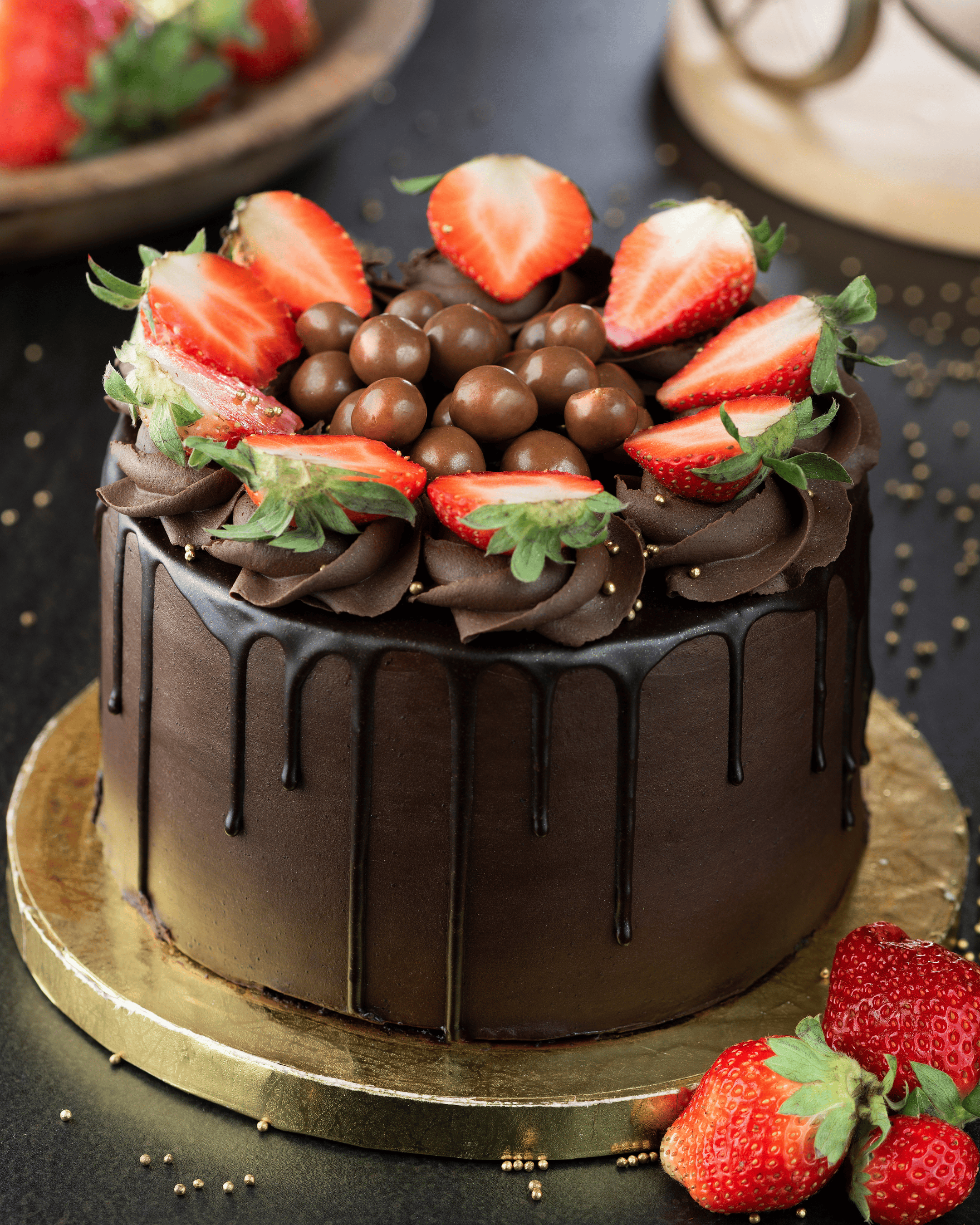 Chocolaty Strawberry Exotic Cake