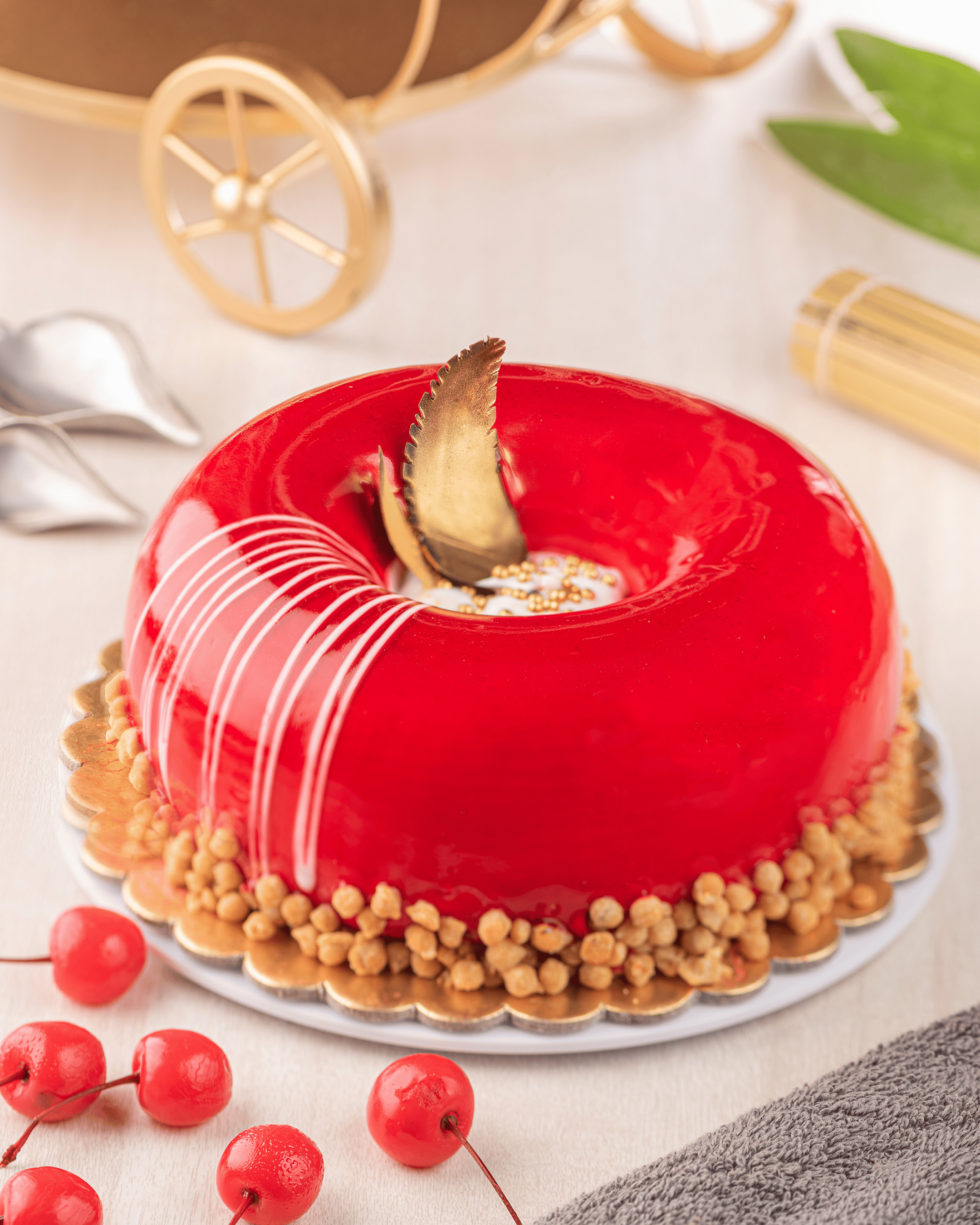 Strawberry Premium Cake