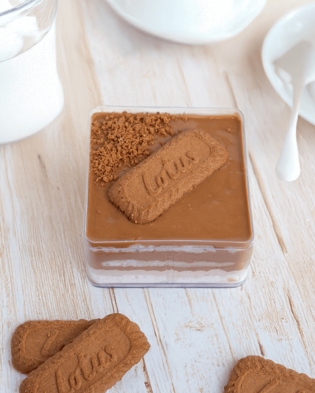 Lotus Biscoff Tub Cake